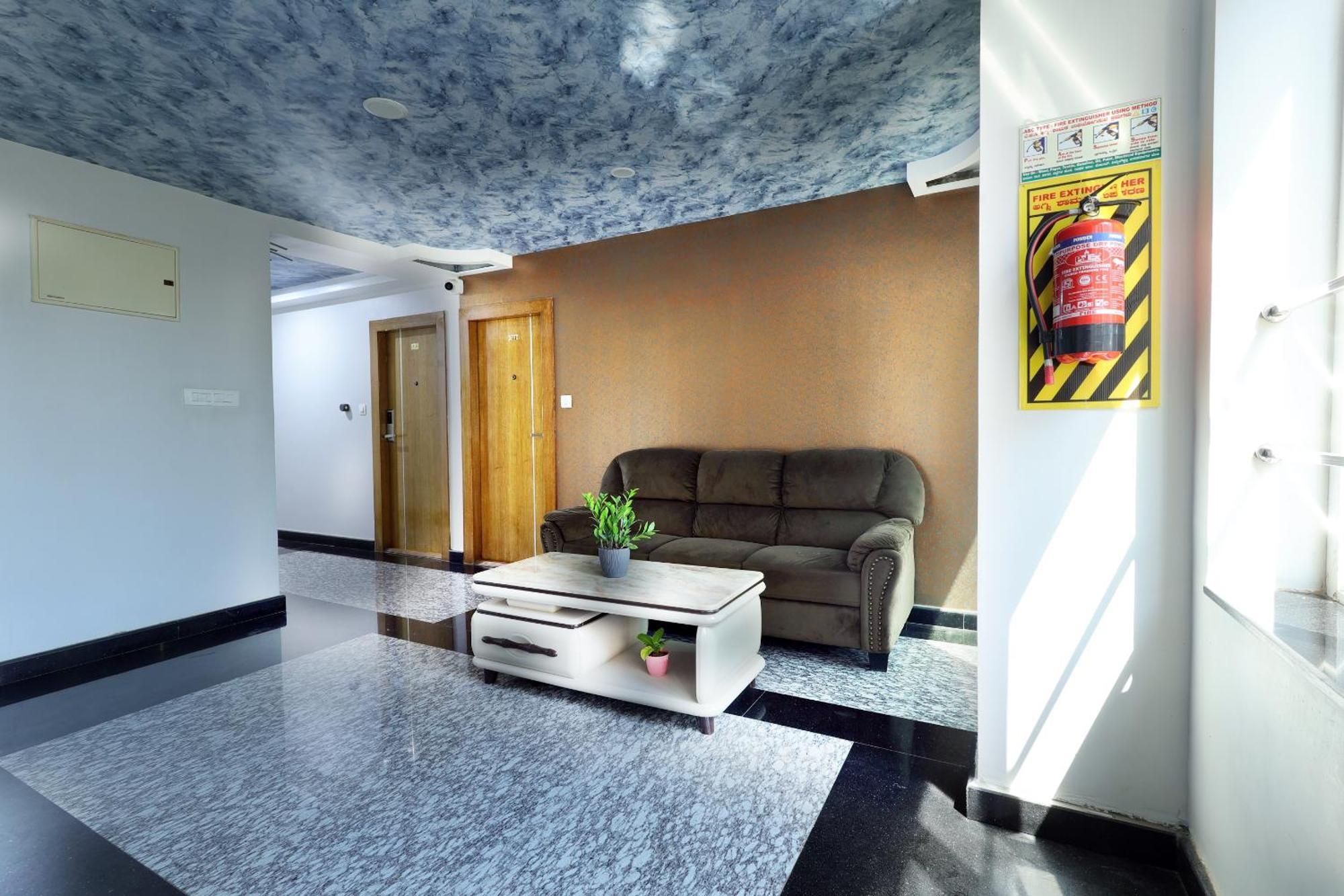 Hello Inn By Vyda Bangalore Exterior foto